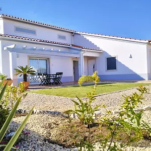 Andorinha With Private Pool In A Quiet Area Villa